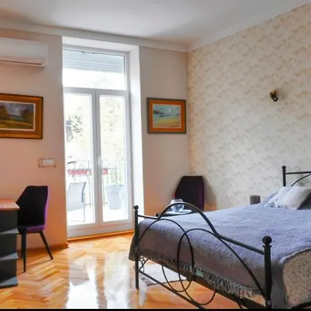 Gracia * Belgrade