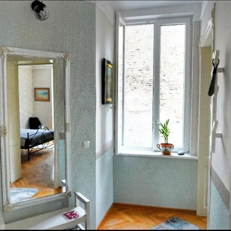 Ξενοδοχείο με διαμερίσματα Gracia Βελιγράδι