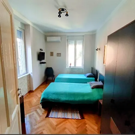 Gracia Ξενοδοχείο με διαμερίσματα 4*